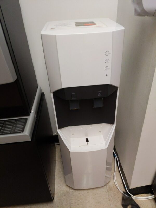 Bottleless water and ice machine installed by Water Technology Solutions
