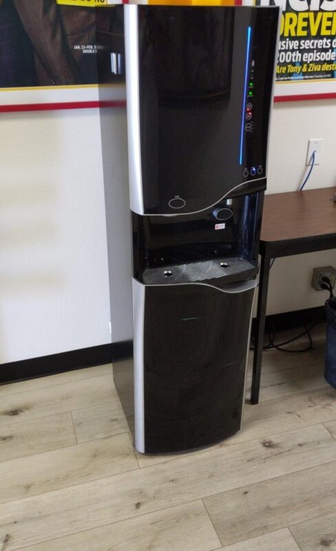 Bottleless water and ice machine installed at a commercial office in Southern California